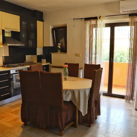 Vakantiehuis Rocca With Pool Vrgorac
