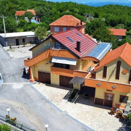 Vakantiehuis Rocca With Pool Vrgorac