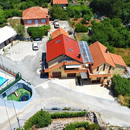 Rocca With Pool * Vrgorac
